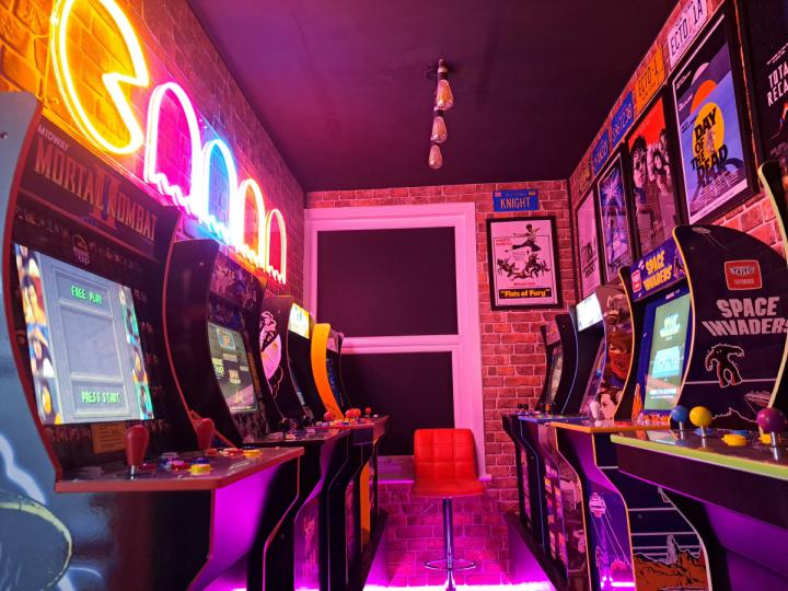 Retrink arcade