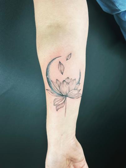 floral inner forearm piece