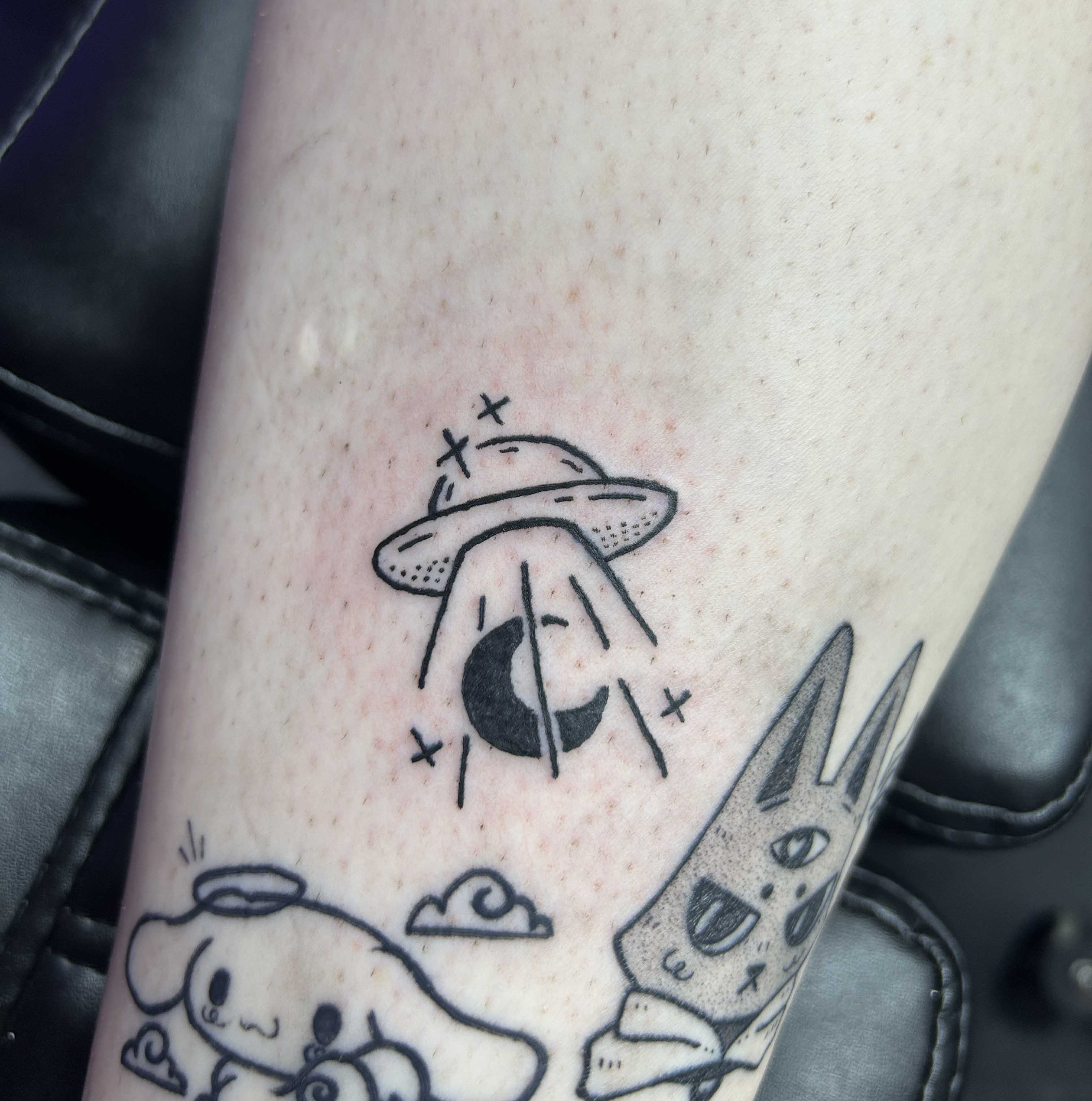 Small UFO flash piece
